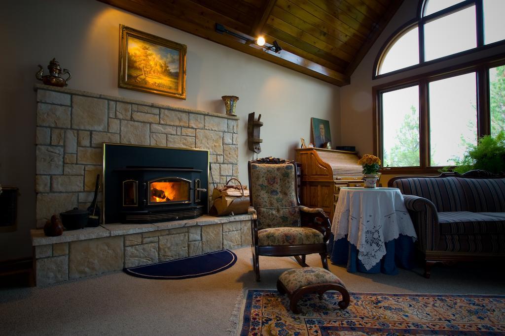 Idahome Bed And Breakfast Пост Фолс Екстериор снимка